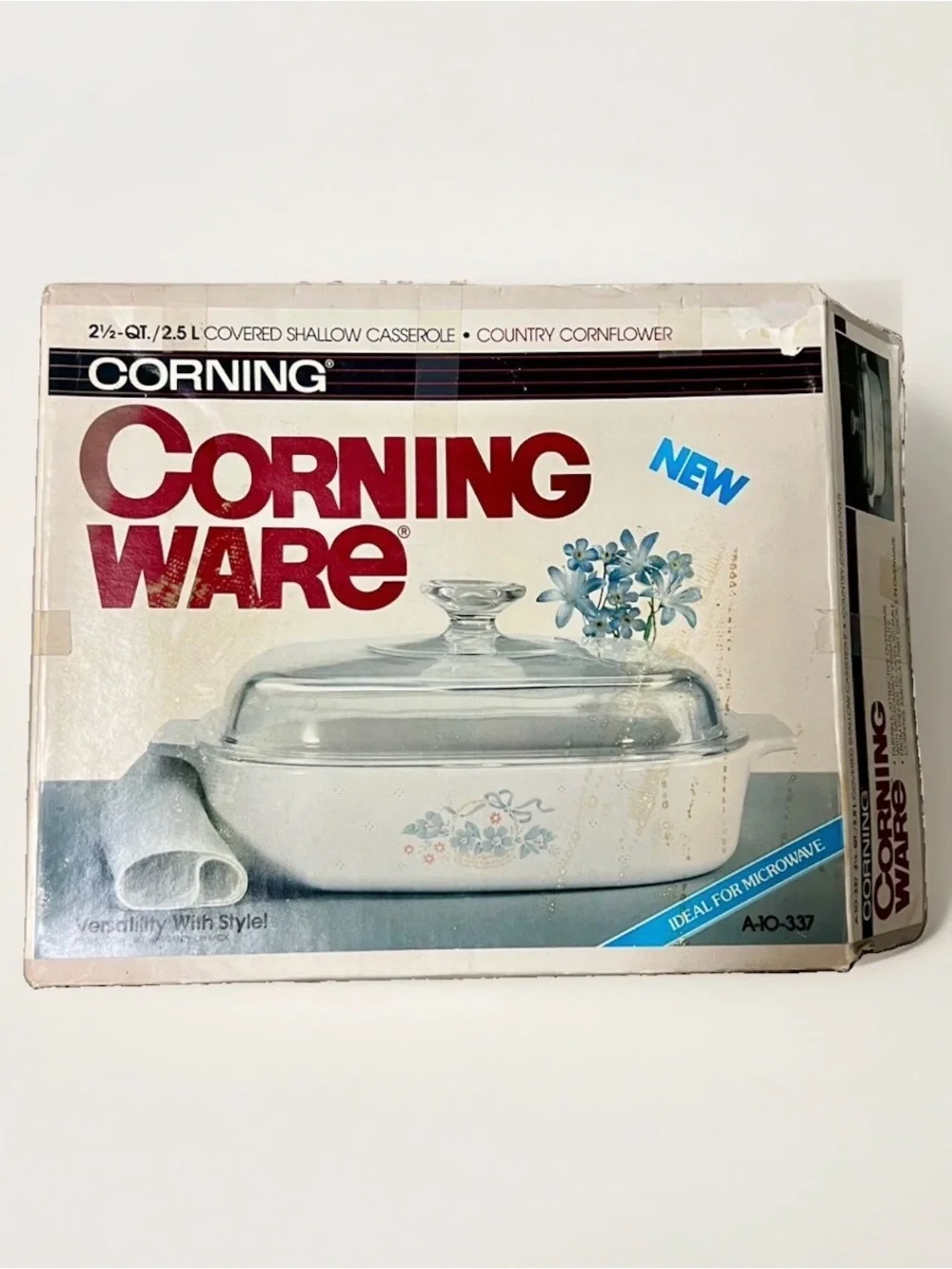 Vintage Open Box CorningWare Country Cornflower Casserole Dish 2.5 Qt A-10-337